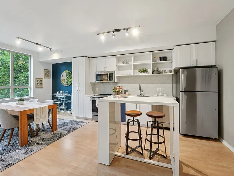 LEVA on Market — Photo 8