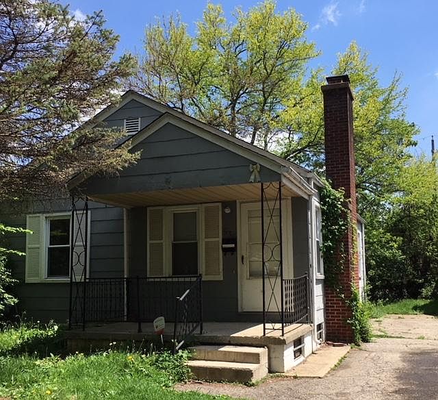 1st image of 536 S Napoleon Ave