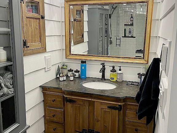 3/4 Bath