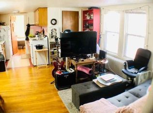896 Massachusetts Ave #7, Cambridge, MA 02139