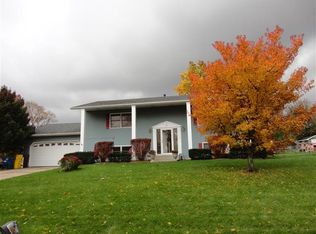 2 W Tyson Rd, Valparaiso, IN 46385