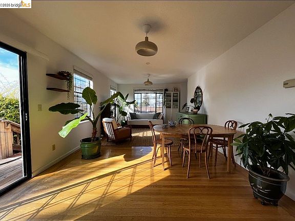 5th image of 1001 Ordway St