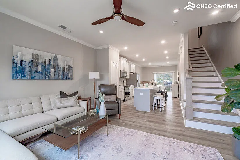 Fully Furnished Townhome in Charlotte NC — Photo 2