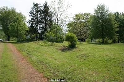 3rd image of 549 Berry Mountain Ln #549