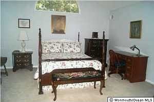 5th image of 7 Morning Glory Ln