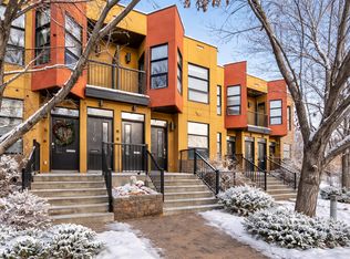 1766 26th Ave SW #1766, Calgary, AB T2T 1C2