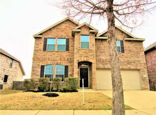 5201 Spyglass Hill Ln, Denton, TX 76208