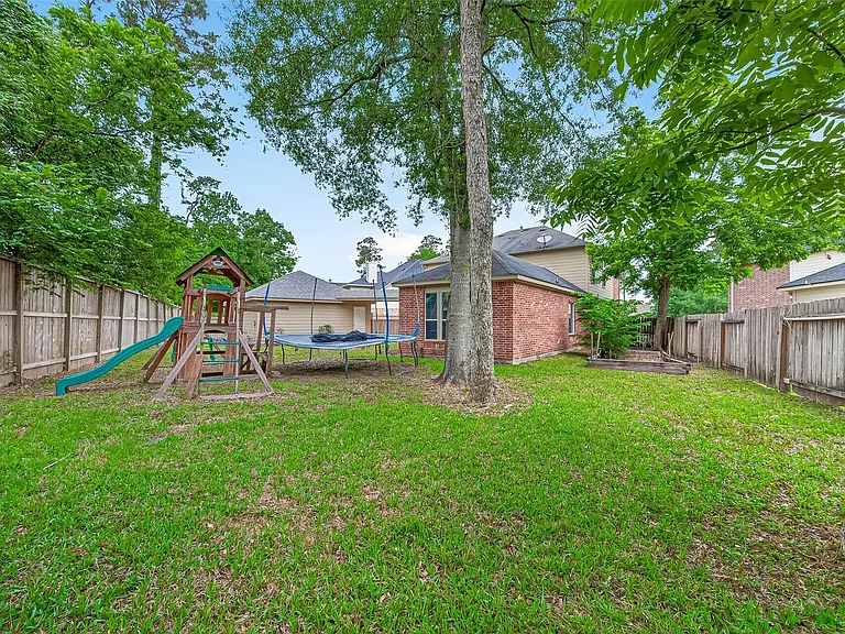 25507 Lyon Springs Ct — Photo 49
