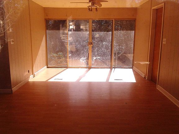 5th image of 2944 Thornwood Dr