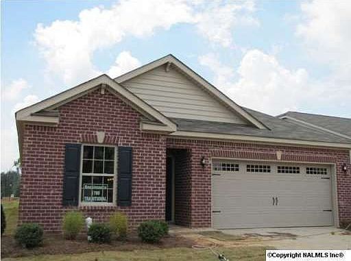 2nd image of 605 Cove Water Ln NW
