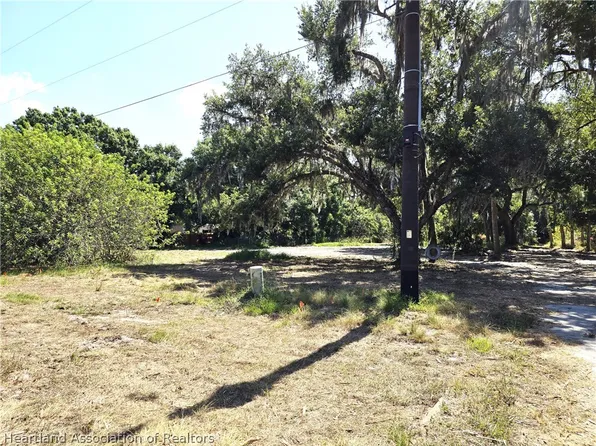 1724 County Road 29, Lake Placid, FL 33852
