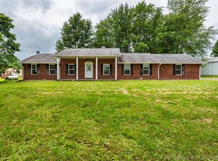 21801 New Market Rd, Marysville, IN 47141