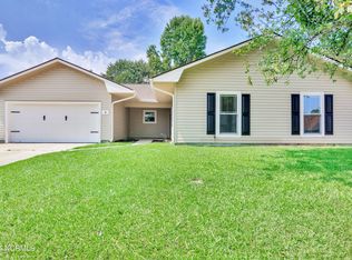 4 Walnut Dr, Jacksonville, NC 28546