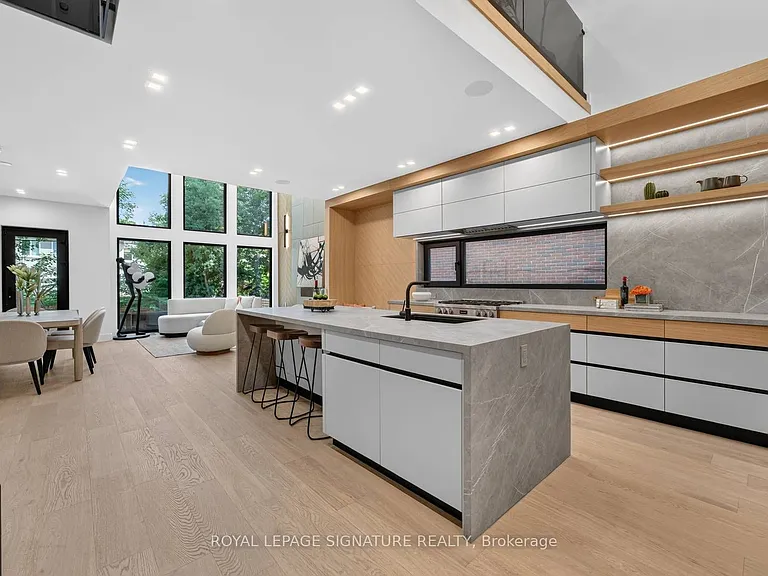 156 Snowdon Ave — Photo 4