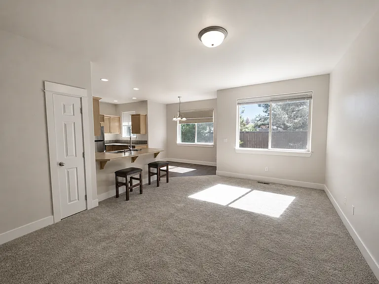 61167 Brosterhous Rd — Photo 18
