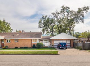 120 N Seminary Ave, Park Ridge, IL 60068