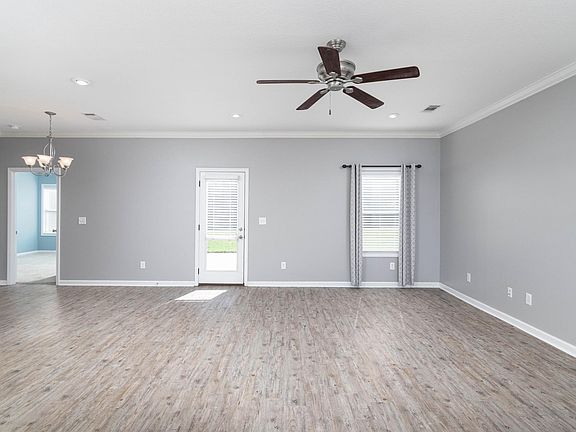 5th image of 141 Shelbi Dr