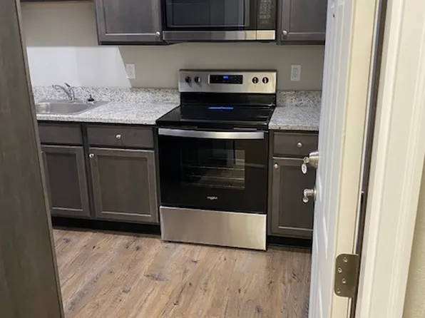 Spartan Palace Rentals - 122-8, 122-8 W 8th St, Rolla, MO 65401