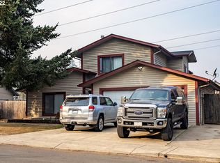 968 S 55th Pl, Springfield, OR 97478