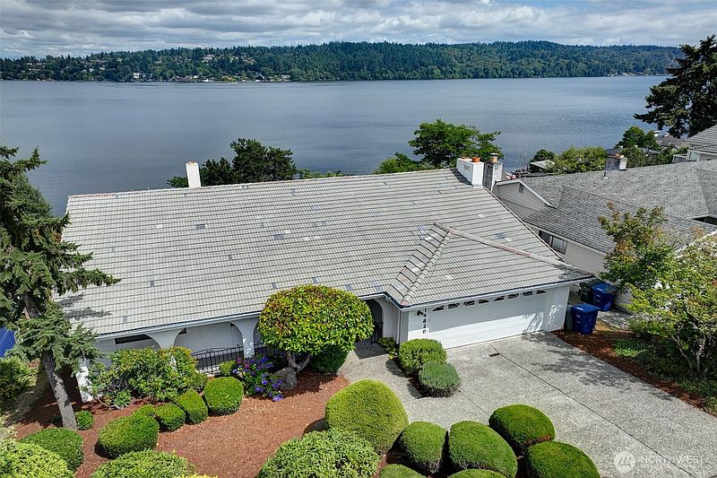 3rd image of 14820 39th Avenue NE