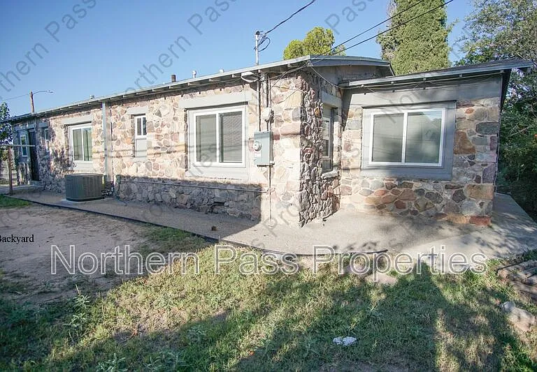 7320 Dale Rd #MAIN HOUSE — Photo 26