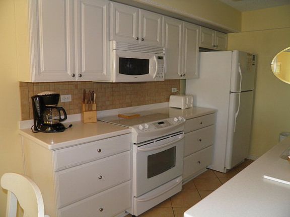 2nd image of 1440 Ocean Blvd Unit 319