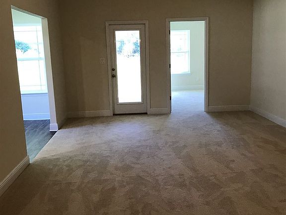 4th image of 2155 Waltham St