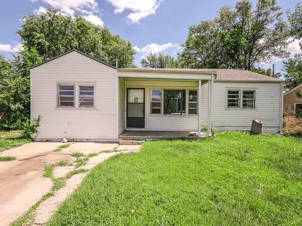 2620 N Poplar St, Wichita, KS 67219