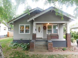 809 S 9th Ave, Yakima, WA 98902