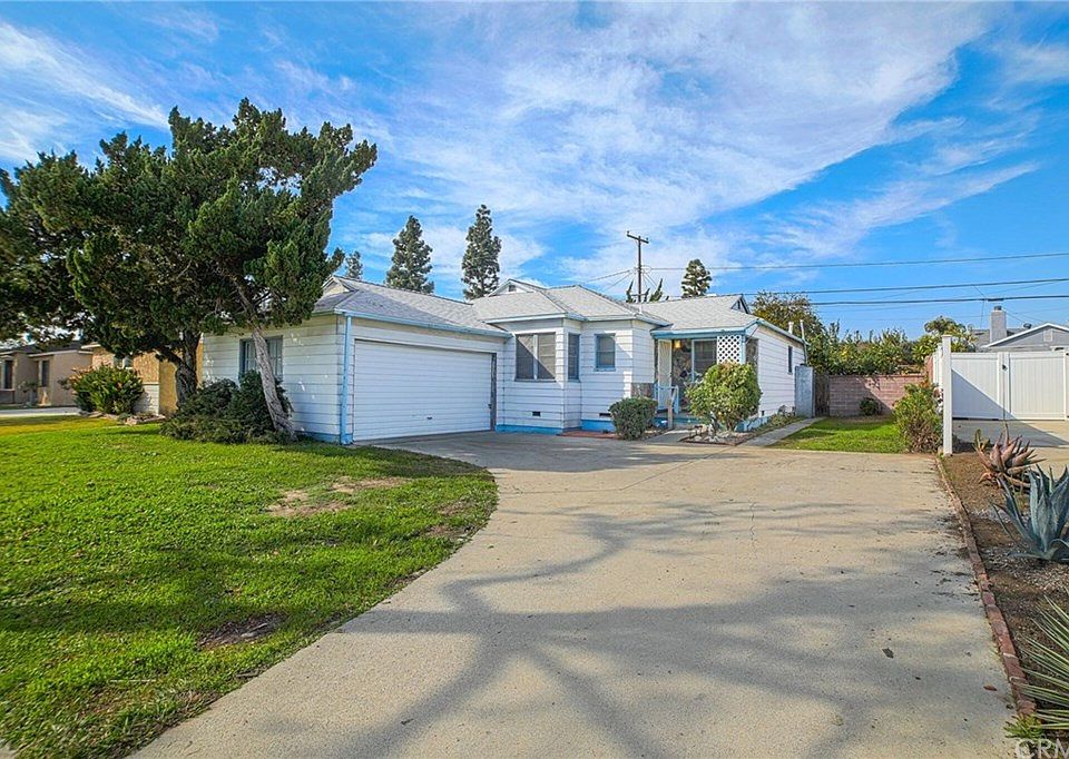 1st image of 9443 Lanett Ave