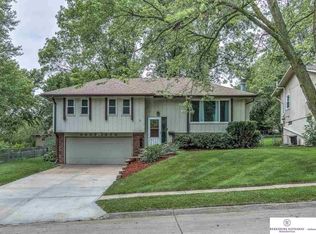 9607 Boyd Cir, Omaha, NE 68134