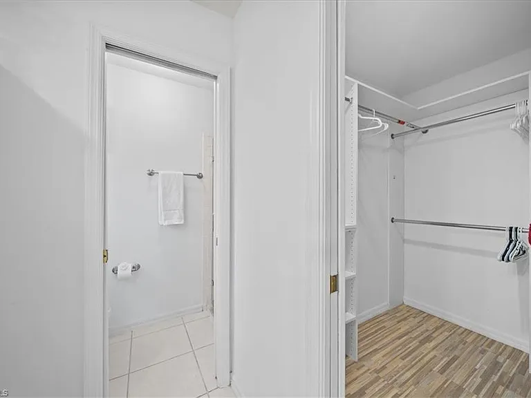 627 Saint Andrews Blvd — Photo 11
