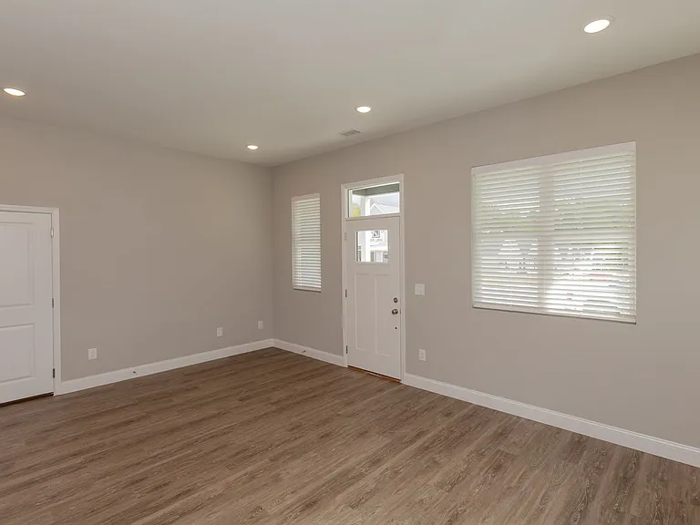 4731 Stunner Ln — Photo 3
