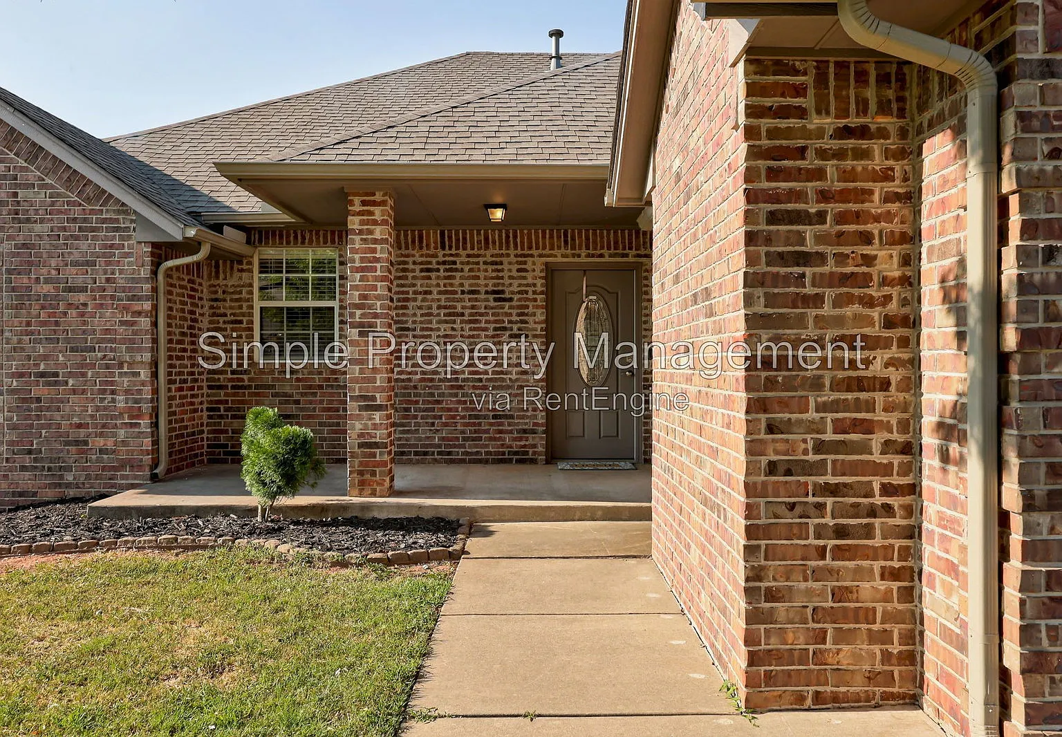 3 bed, 2.0 bath, 1763 sqft, $2,100 — Photo 2