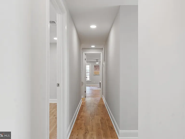12301 Espalier Pl — Photo 19