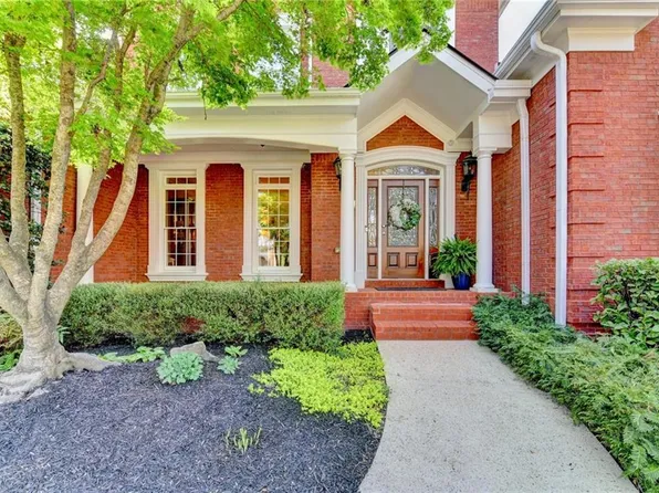 6380 Sunbriar Dr, Cumming, GA 30040