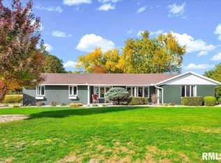 58 Waldheim Rd, Morton, IL 61550