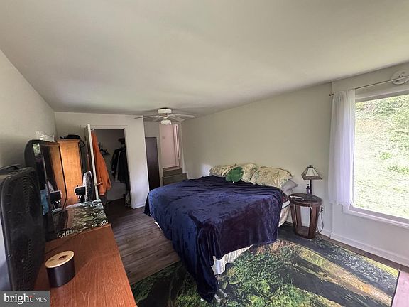 5th image of 673 Creek Rd