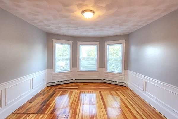 1st image of 493 West Ave #1