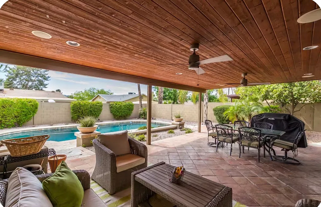 5 bed, 2076 sqft, $9,500 — Photo 2