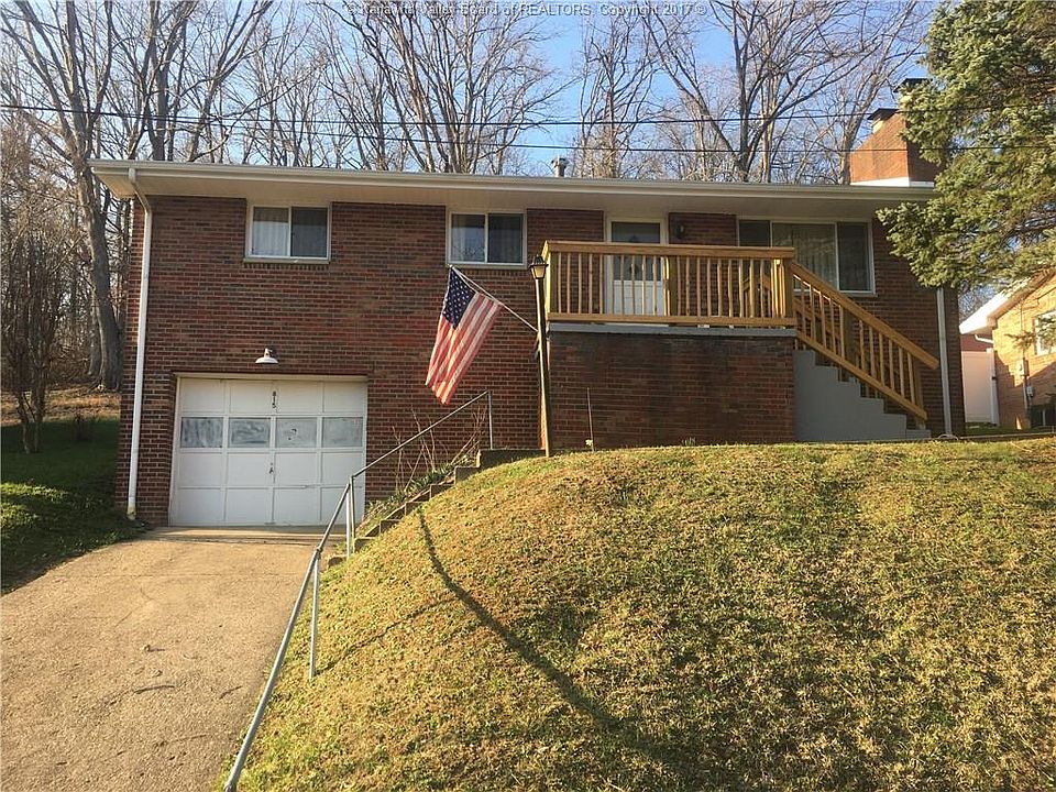 1st image of 815 Gordon Dr