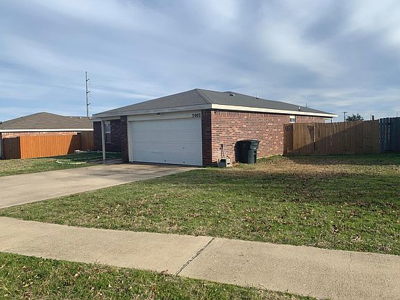 3rd image of 3002 Indy Dr