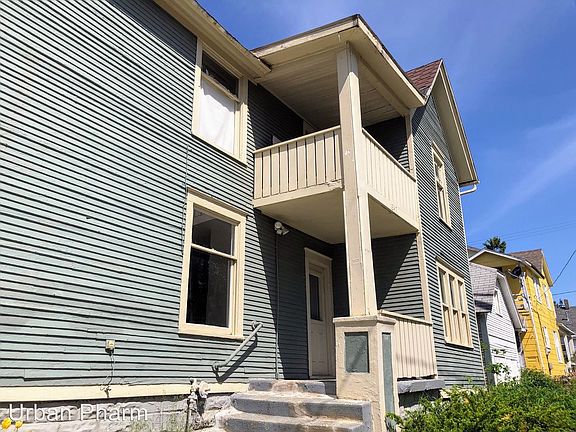3rd image of 1247 Quarry Ave NW #1