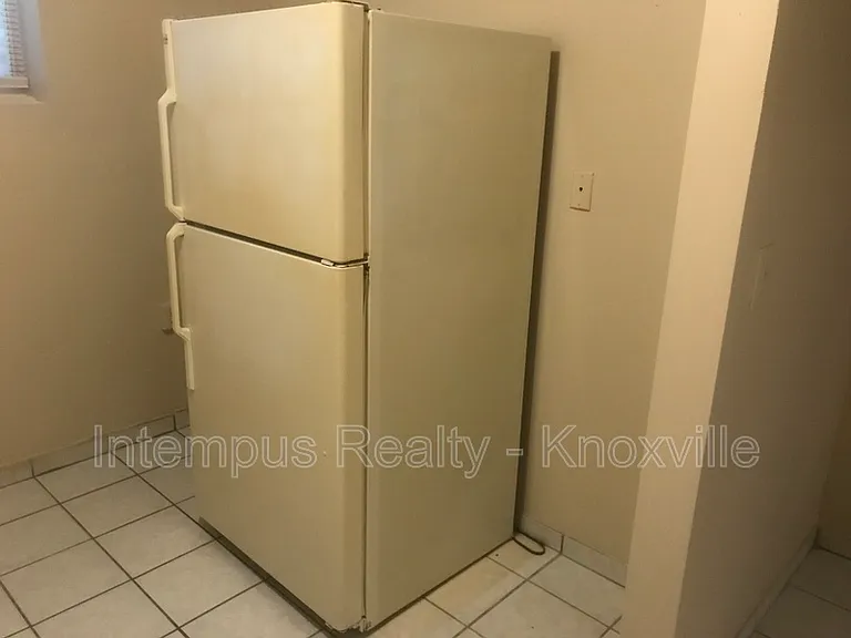 5611 Lon Roberts Dr #5 — Photo 6