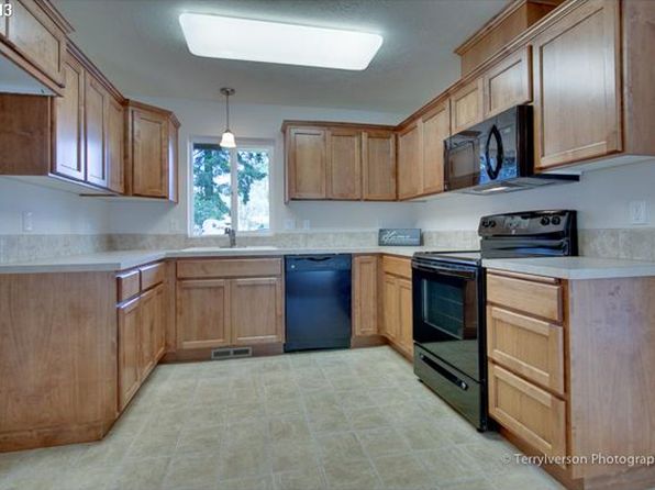 17223 SE Woodward Ct Unit B