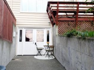 2812 Prosch Ave W, Seattle, WA 98119