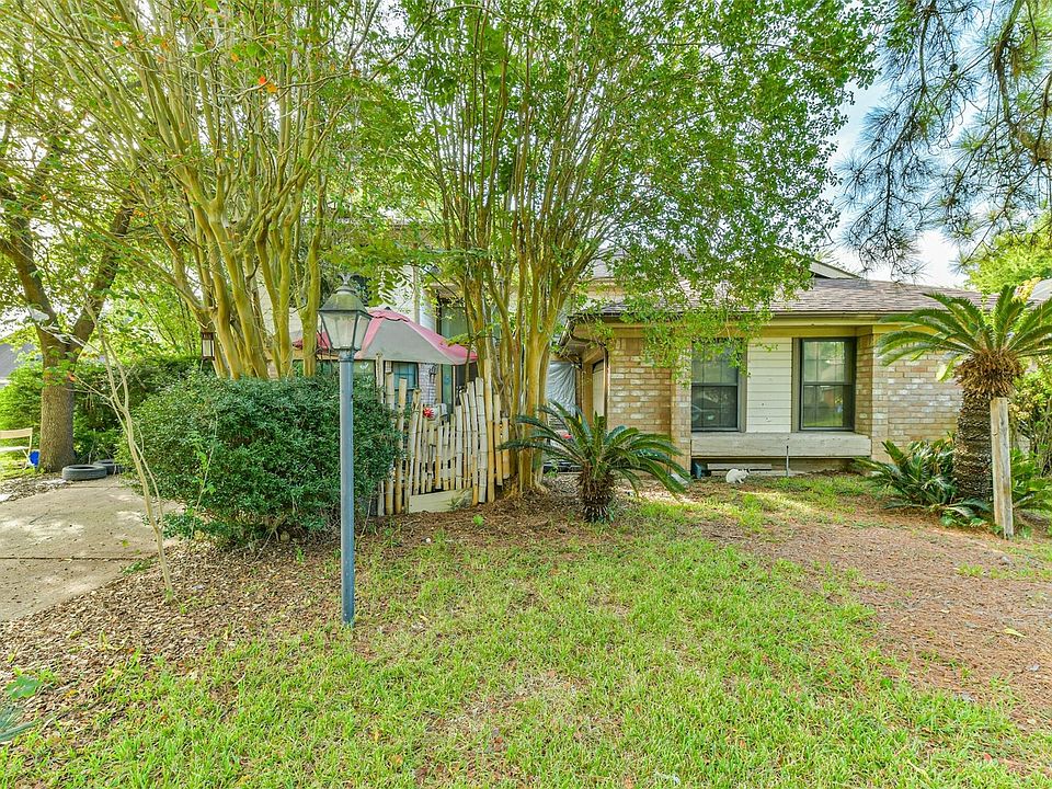 1st image of 14703 La Rana Dr