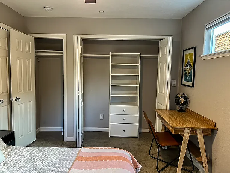 3812 Midvale Ave — Photo 20