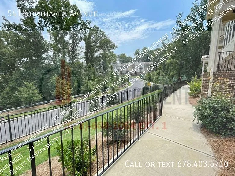 541 Northaven Ave — Photo 3
