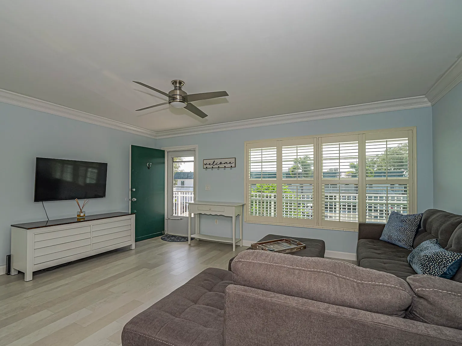 1 bed, 1.5 bath, 695 sqft, $1,800 — Photo 4